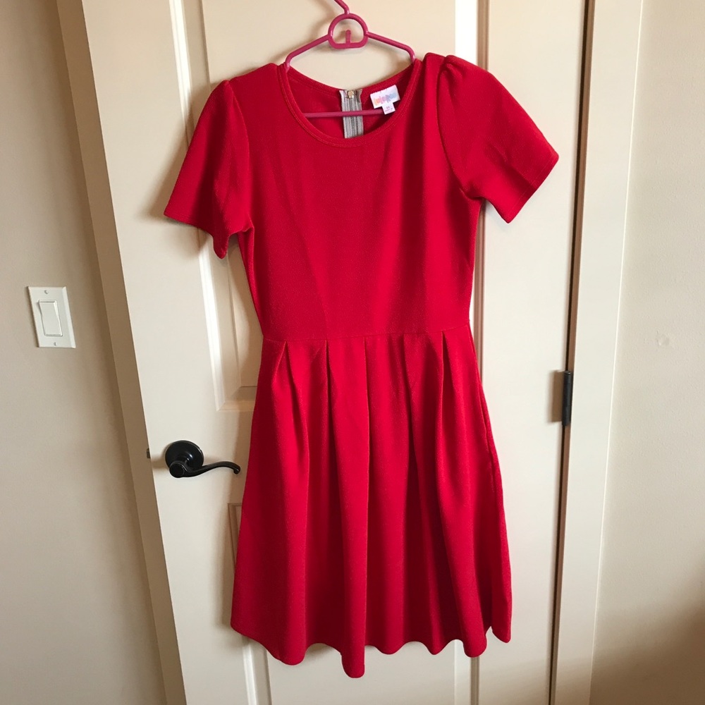 RED LulaRoe Amelia. Size medium.